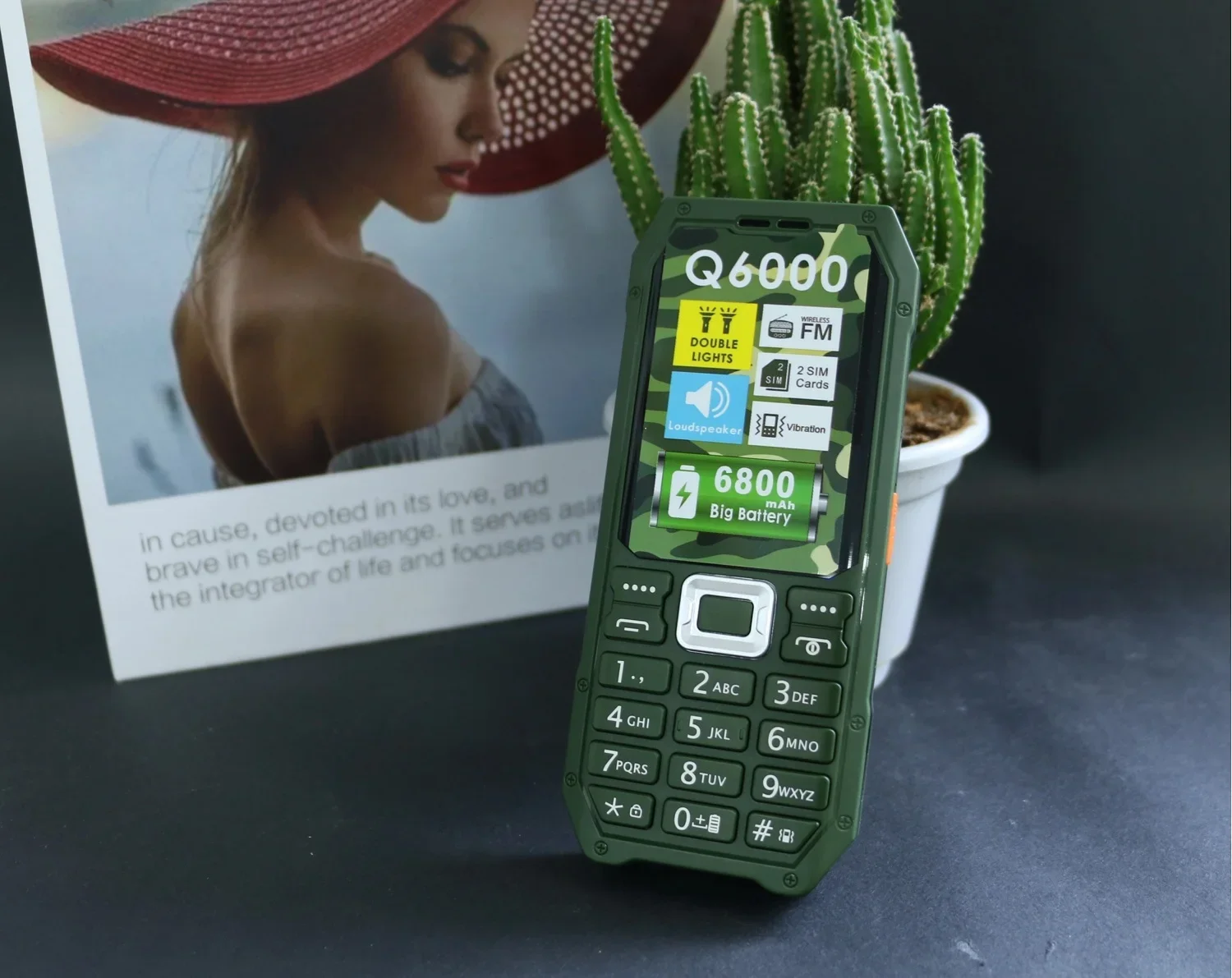 Lightweight Senior Phone Large Keypad Loud Speaker Dual SIM Long Standby FM Radio Side Flashlight Quick Dial