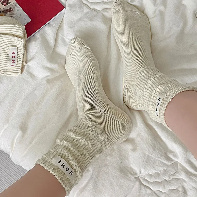 Casual Solid Color Women Socks Korean Fashion Harajuku Knit Socks College Style School Girls Black White Loose Long Socks Women