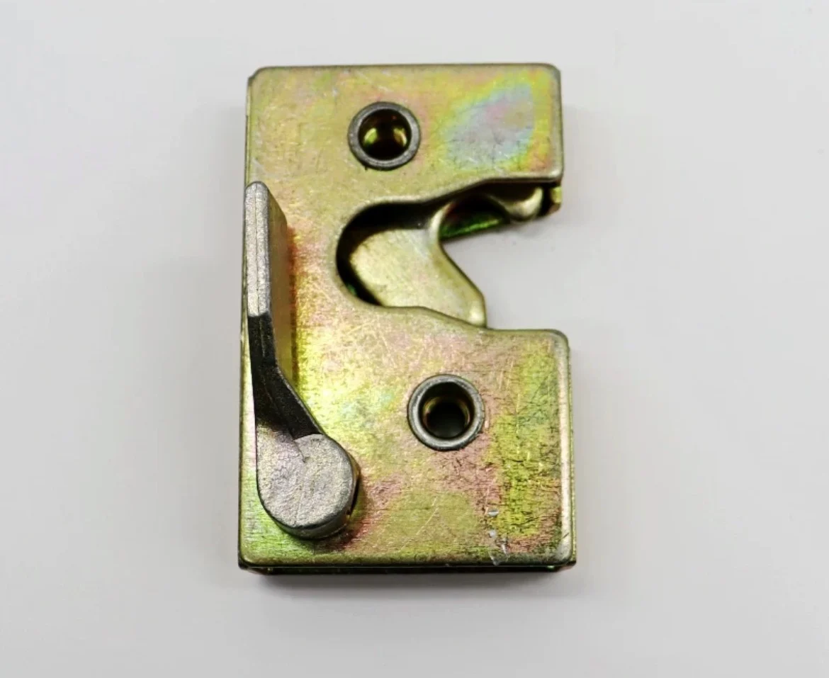 

Ножничный дверной замок