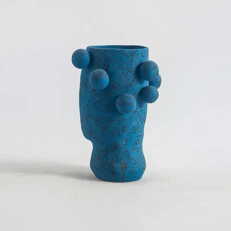 Ornement de bijoux de salle modèle