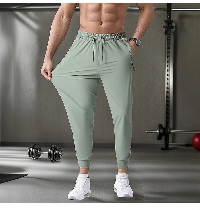 Herren Sommerhose aus Eisseide mit weitem Bein und Reißverschlusstaschen, atmungsaktive Jogging-Sporthose, lässige lange Hose – Detail 10