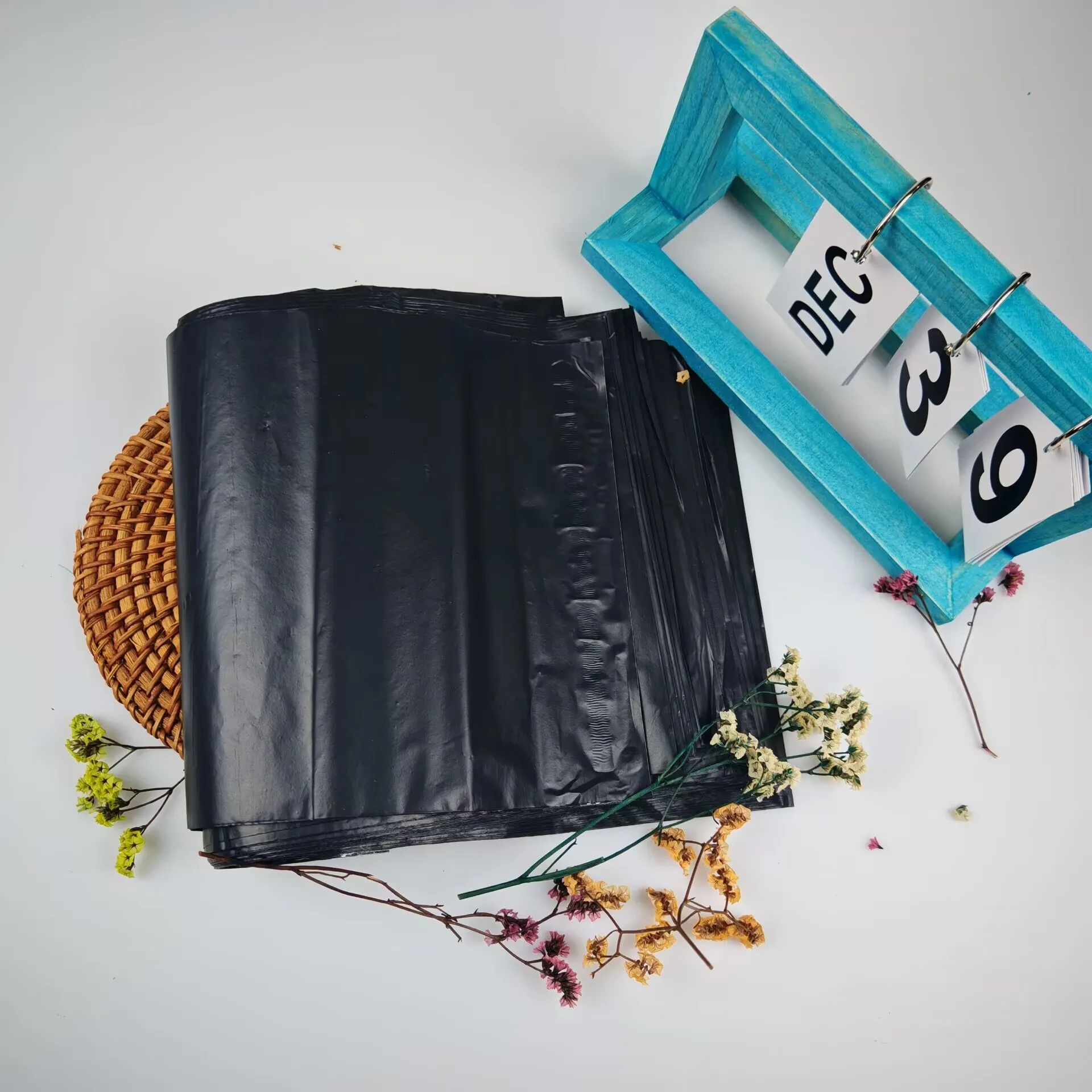 100pcs-white-new-material-thickened-courier-bag-purple-clothing-packaging-universal-packaging-bag