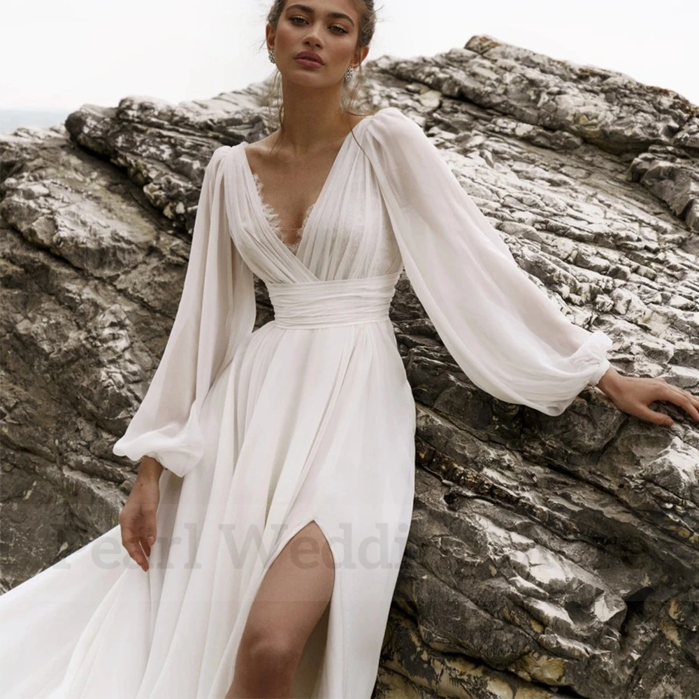 Boho Bride Chiffon Wedding Dress Classic V-Neck Lantern Long Sleeves Pleat A-Line Floor Length Side Slit Backless Bridal Gowns