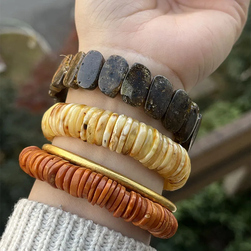 Natural Amber Bracelet Women Vintage Irregular Plant Black Beads Chic Design Good Sleep Healing Jewelry Factory Wholesale Price