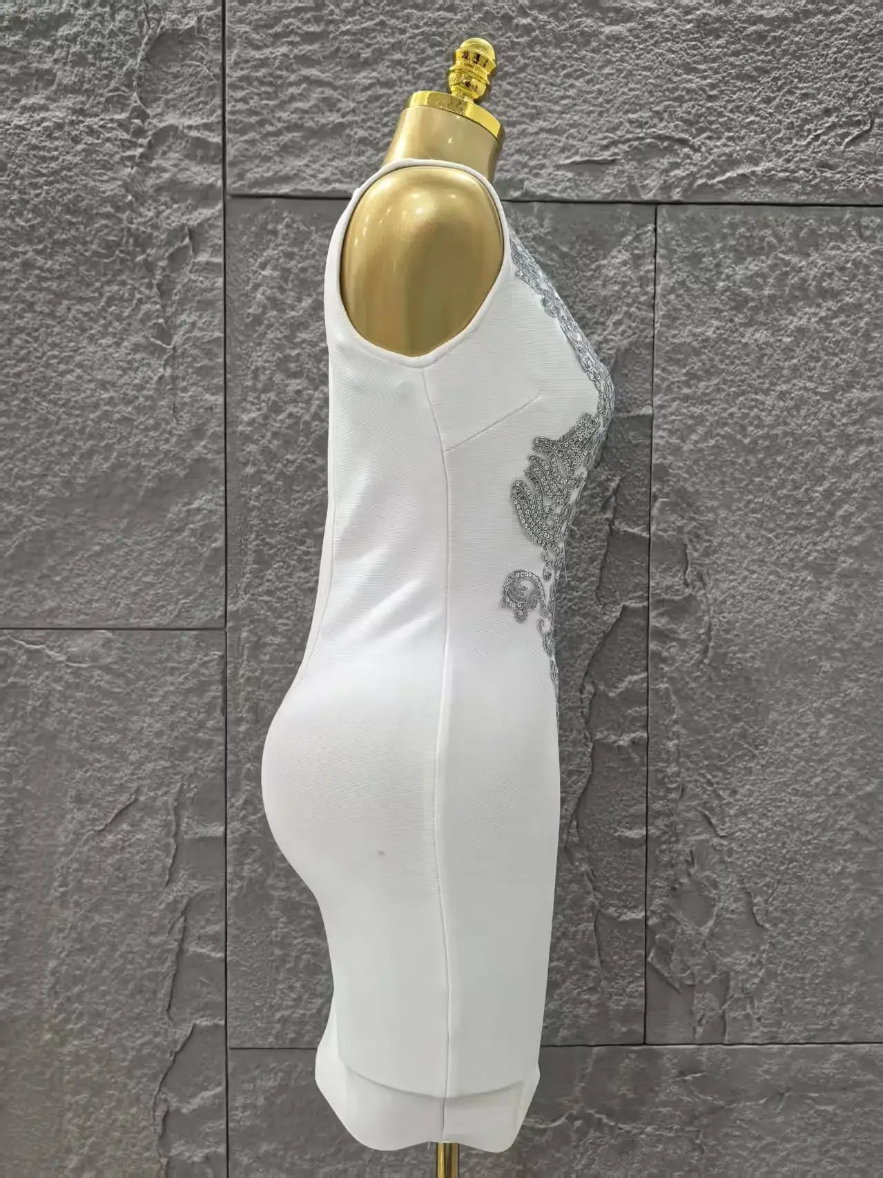 Biała Sukienka Mini Bandage Bez Rękawów z Dekoltem V, Cekinami, Obcisła, Seksowna, Modna na Imprezę, Do Klubu Nocnego, Urodziny