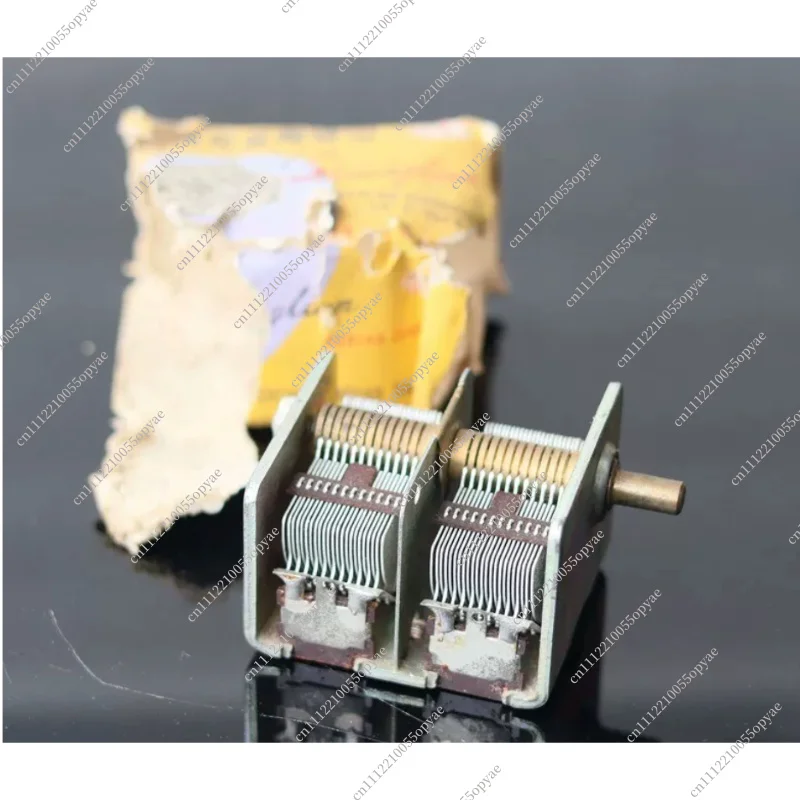 Variable Capacitor CB-2-365 2x20PF-365PF Dual Gang Adjustable Capacitor for Tube Radio