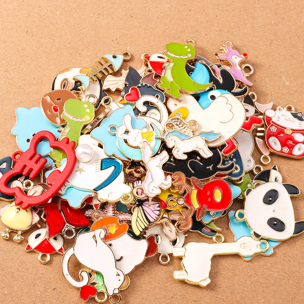 10 pçs mistura aleatória animal dinossauro panda gato pato encantos pingentes para fazer jóias colar brincos pulseira diy acessórios