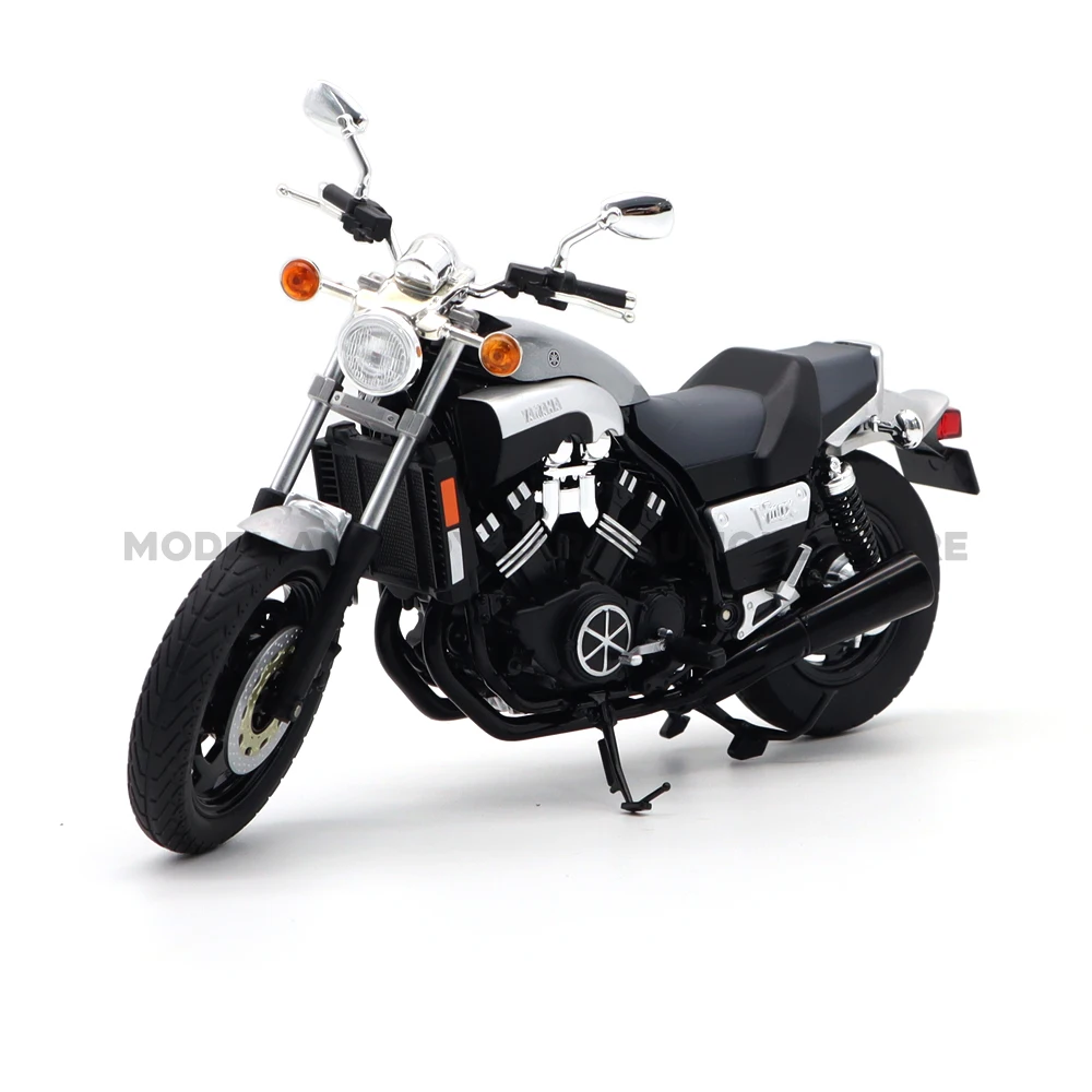 1/12 AOSHIMA Yamaha Vmax Diecast Motorcycle Car Model Toys Gifts