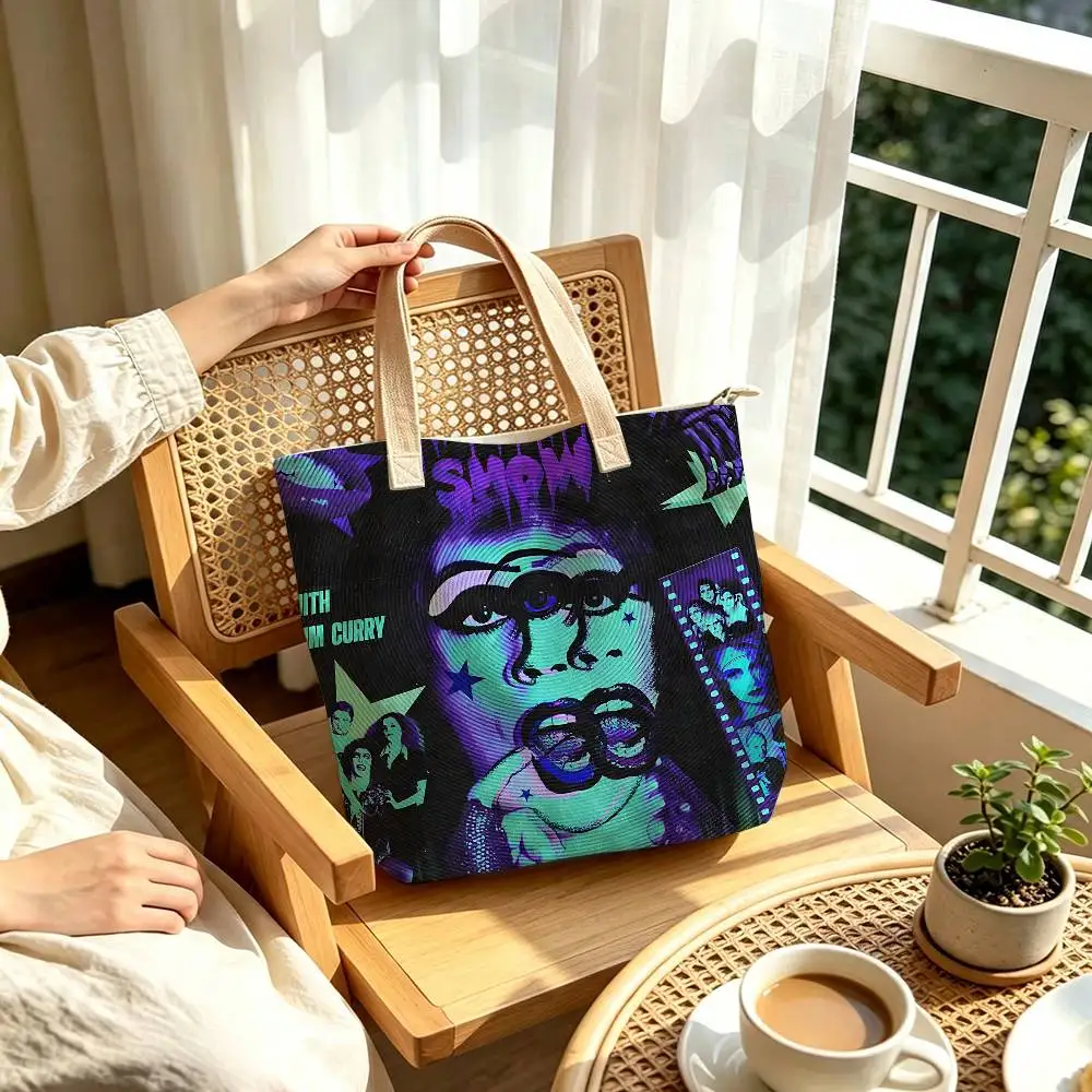 Cult-Musical „The Rocky Horror Picture Show“ – bedruckte Damen-Schultertasche aus Baumwoll-Polyester-Mischgewebe, lässige Einkaufstasche, Geschenkidee. – Detail 8