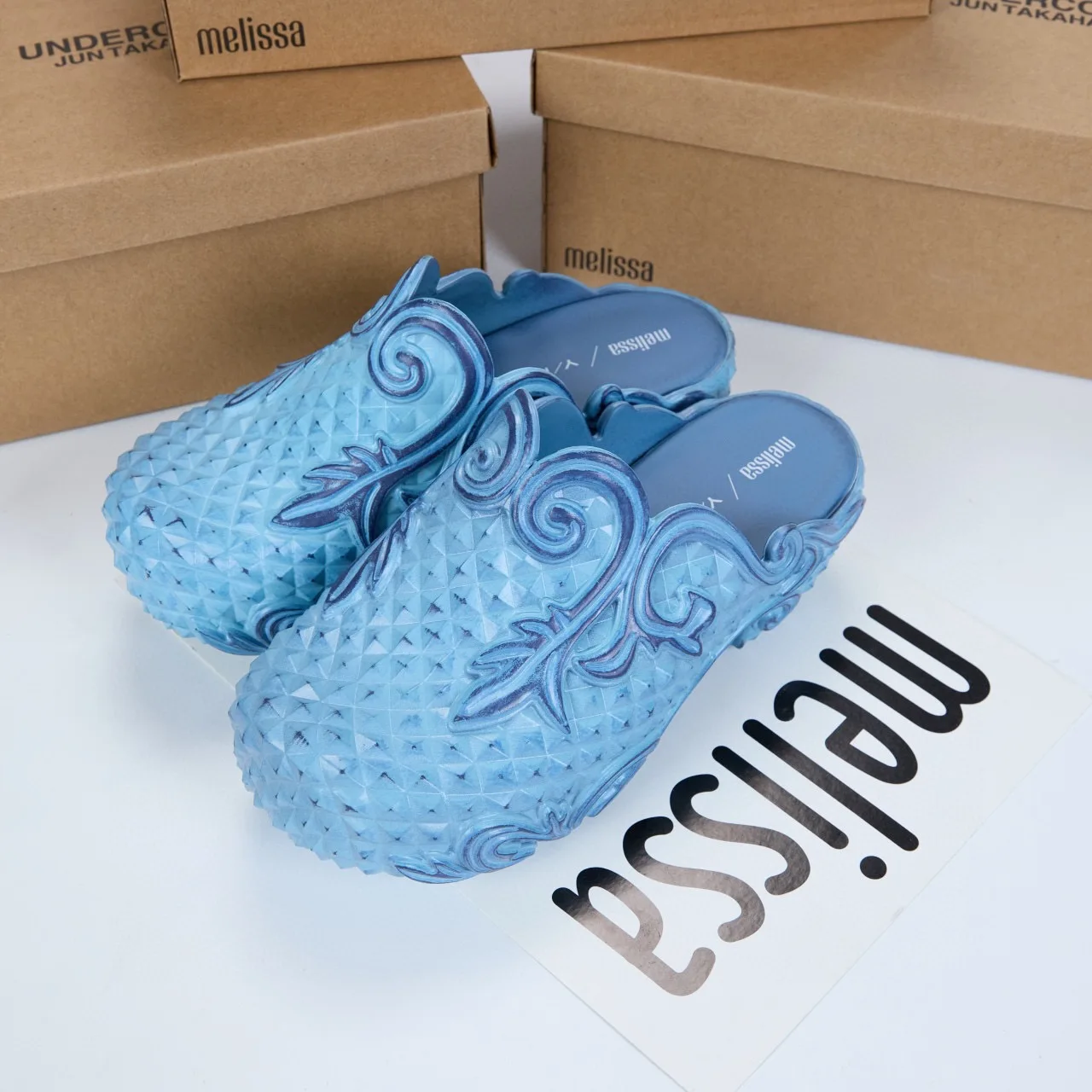 Melissa 2025 Nieuwe Stijl Top Kwaliteit Vrouwen Mode Hoge Hakken Platform Slippers Dames Jelly Schoenen Meisje Klassieke Zomer Slipper - afbeelding 2