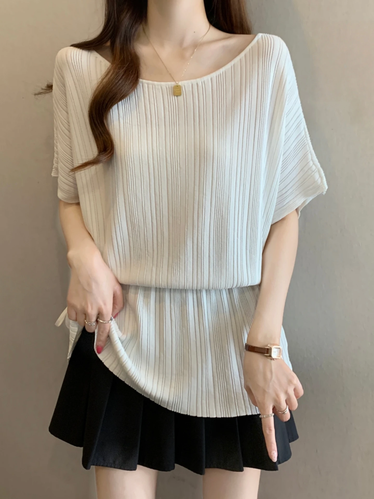 Ice Silk Short Sleeve T-Shirt Women's Summer Base Shirt plus Size Slimming Design Drawstring Waist Cover up Top Casual Loose Fit