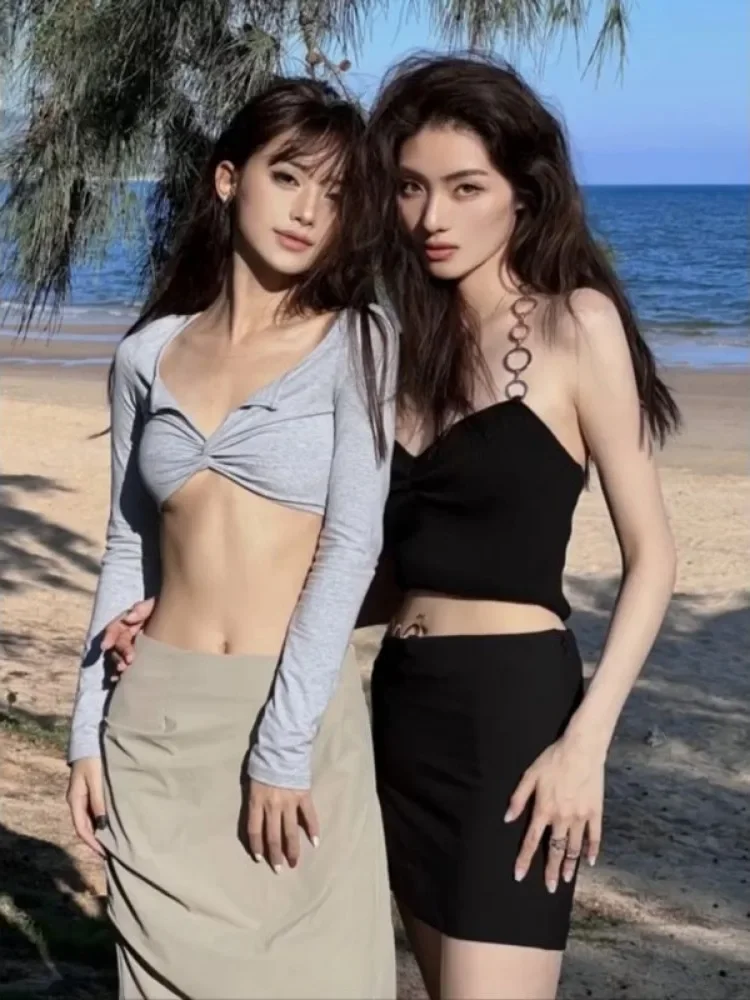 2025 punk vintage sexy cruz plissado t camisa feminina y2k estética sólida colheita topos streetwear outono v pescoço expor cintura tshirt