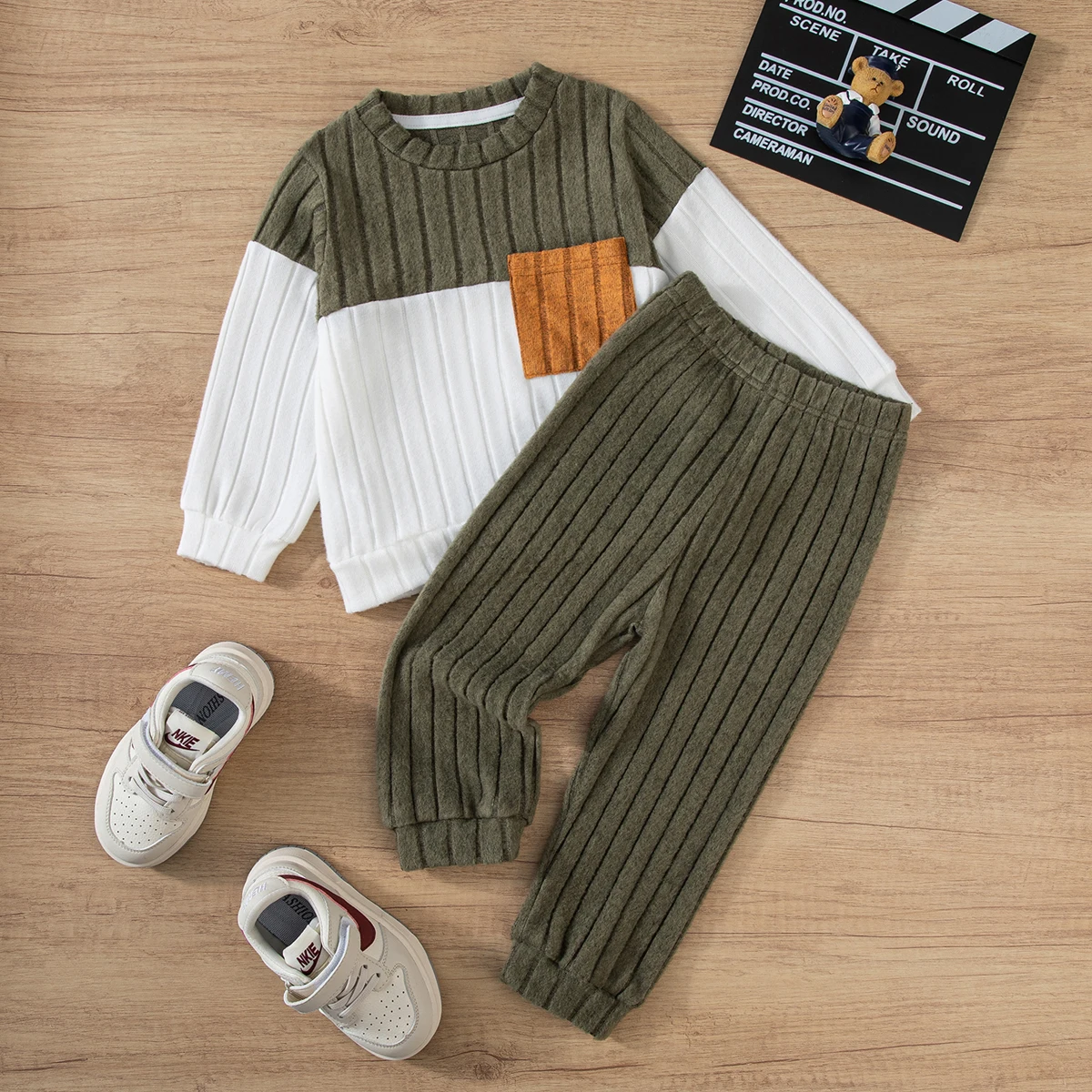 

2025 Boys Autumn Winter Long Sleeve sweater suits Solid Color Block Pants Set Kids Outfit Casual Comfortable Clothing