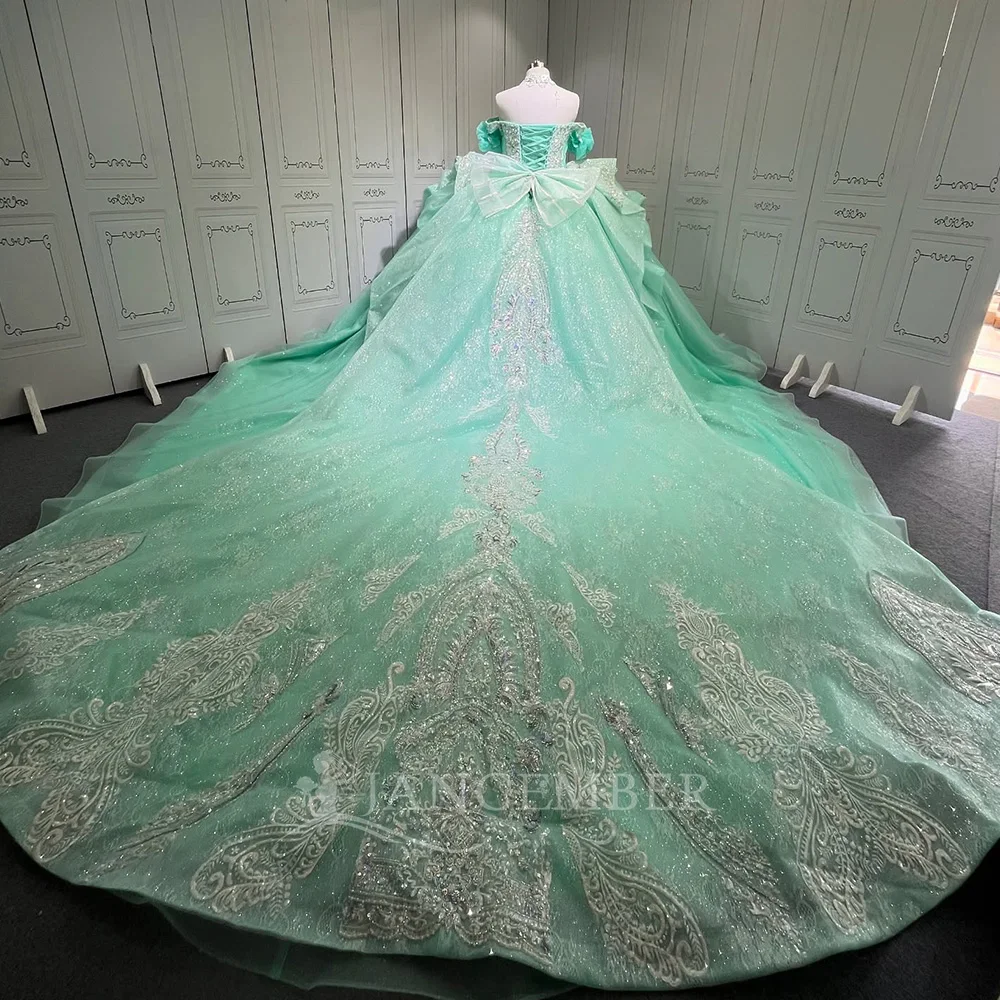 New Arrival Luxury Princess Ball Gown Quinceañera Dresses Butterfly Short Sleeves Beads Birthday Party For 15th Girl Customized