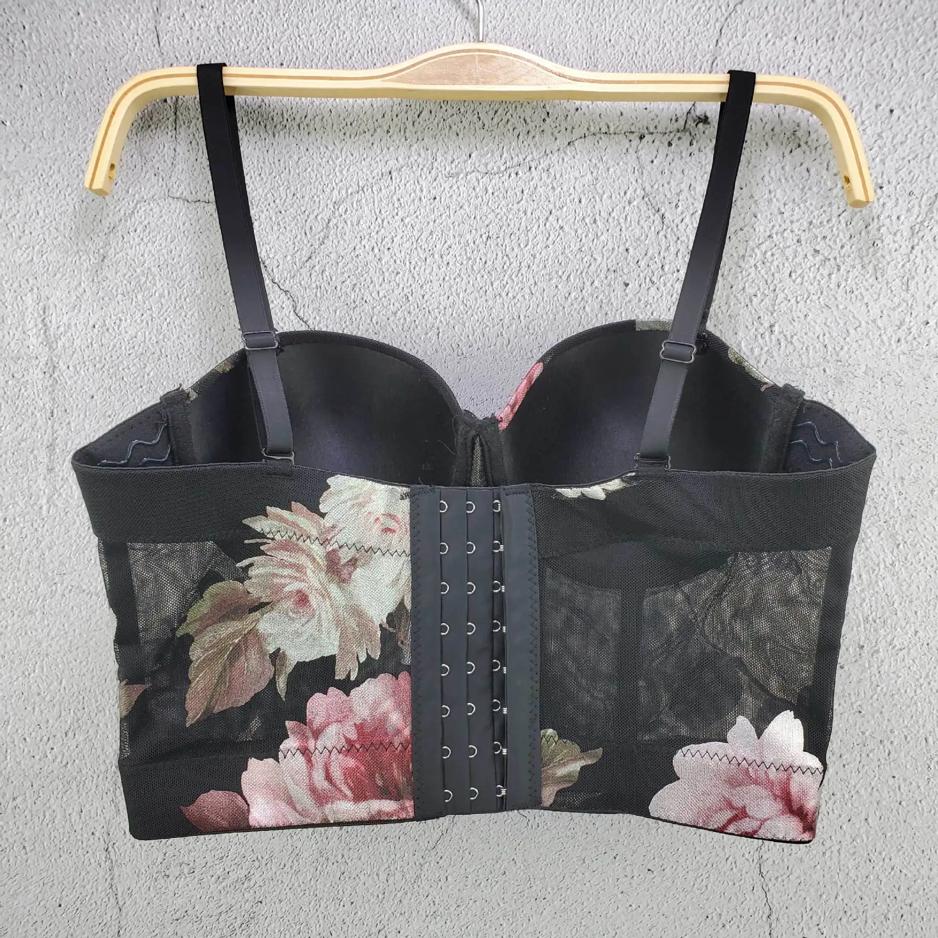 J730ドロップシップ 美しいブラジャー 女の子 女性服 スイートメモリー メッシュフラワー スモールストラップ タンクトップ 立体的な胸元付き