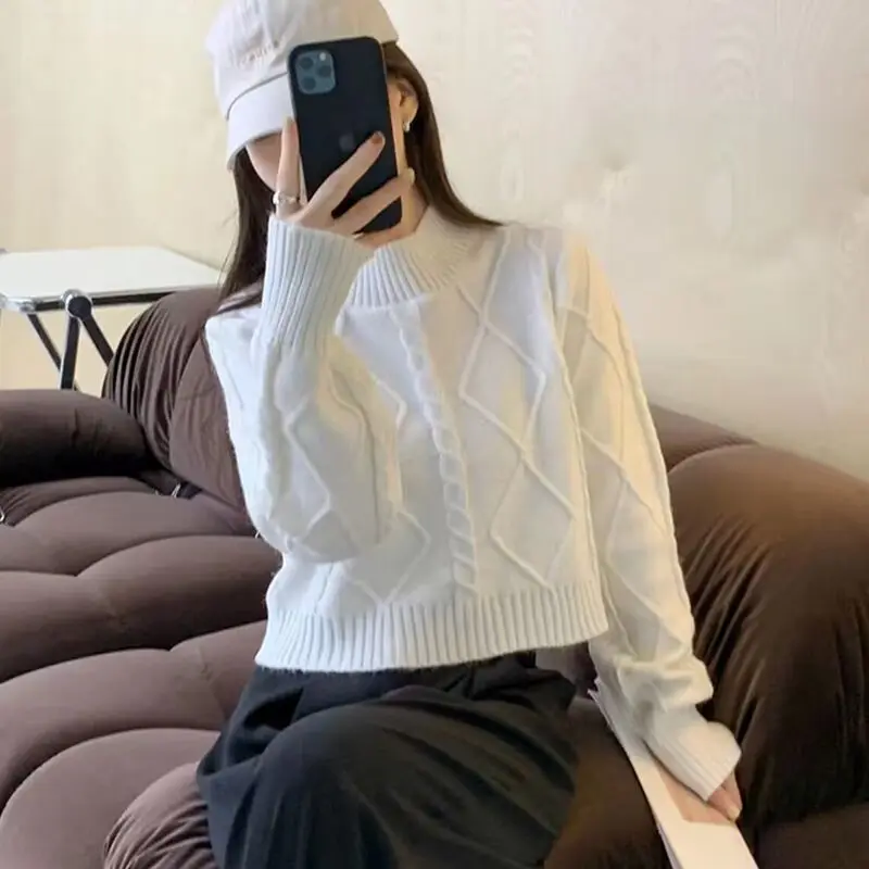 

Women Autumn Winter Fashion Simplicity Screw Thread Solid Color O-neck Knitting Women Clothes All-match Sweet Pullover Sweater