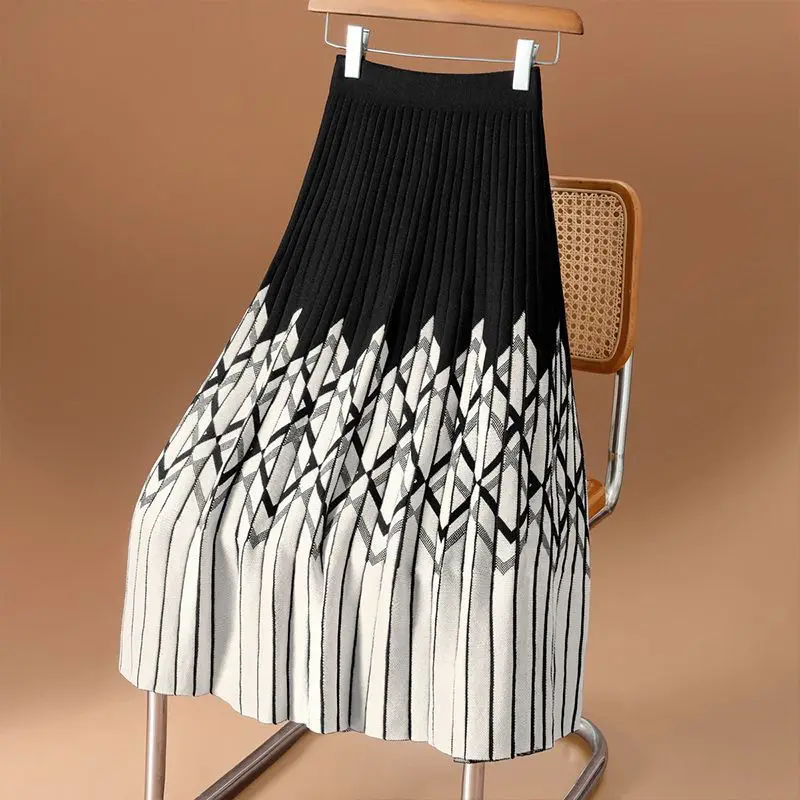 

Женская трикотажная юбка А-силуэта с высокой талией, плиссированная, контрастных цветов, на резинке, модная, повседневная, осенне-зимняя коллекция