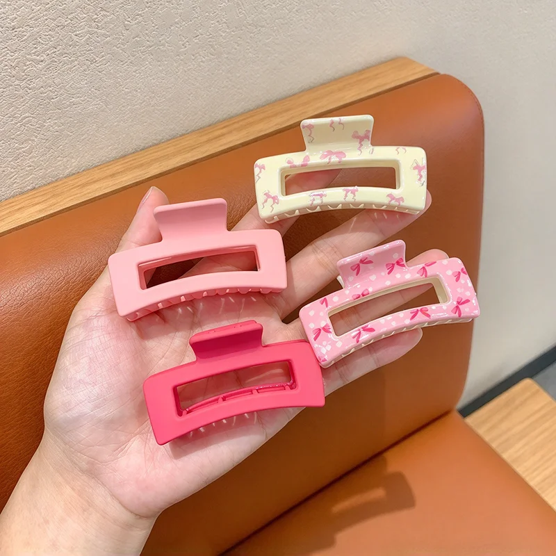 4-Piece Set of 8 Square Hair Clips with Sweet Bow Design, Matte Pink Square Hair Clips with Bow Design, Medium-Sized Square Hair Clips, Suitable for Daily Hair Styling, Valentine's Day Gift