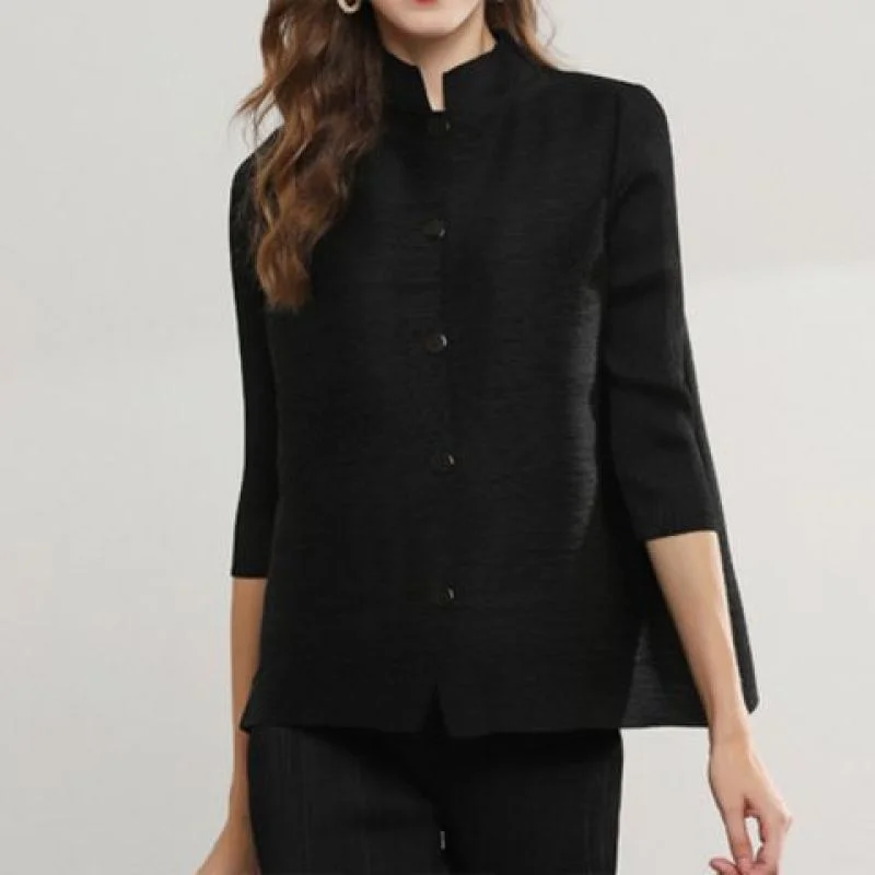 

Классическое короткое пальто на одной пуговице с воротником-стойкой и сборками на рукавах, весенне-осеннее, в стиле для мам, с рукавом 7/8