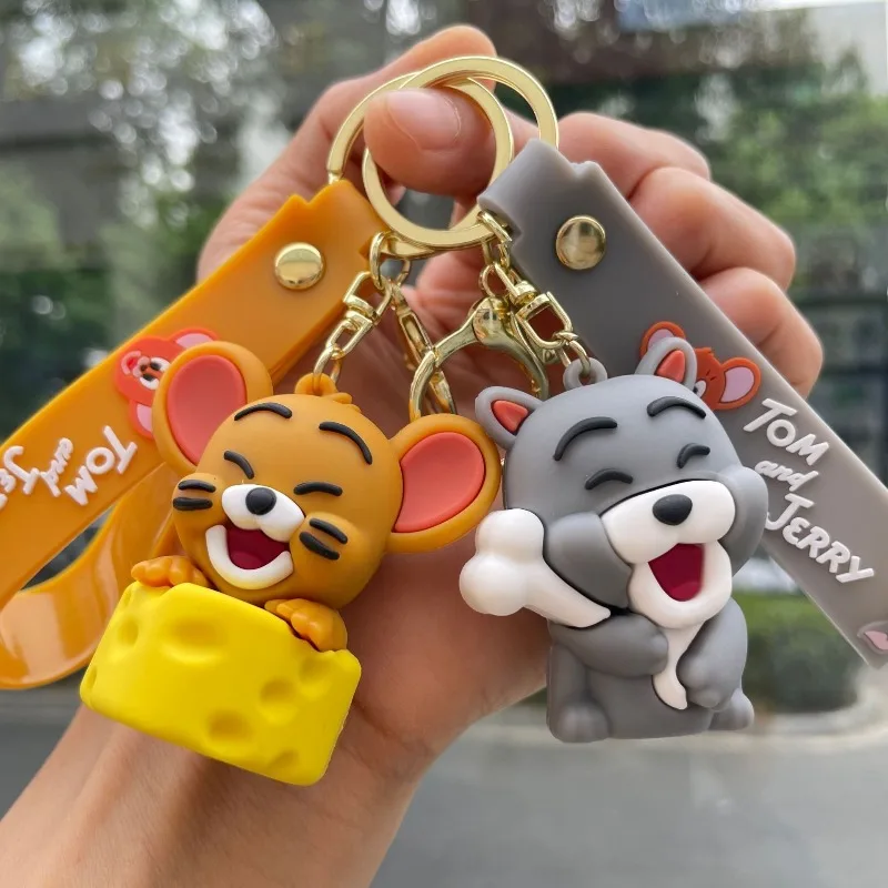 

Брелок с мультяшной анимацией серии Том и Джерри, аниме, кукла из ПВХ, пара, сумка, подвеска, брелок для ключей, изысканный автомобильный брелок, небольшой подарок