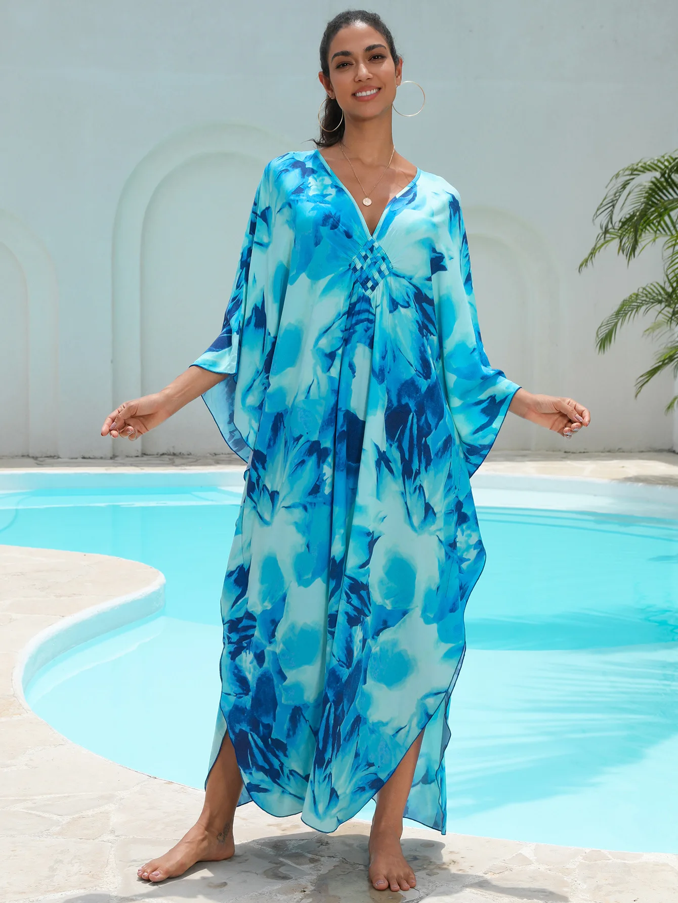 

Beach Dresses Blue Tie Dye Printed Plus Size Caftans for Women V Neck Woven Swimsuit Cover Ups Moo Moos Holiday Beachwear