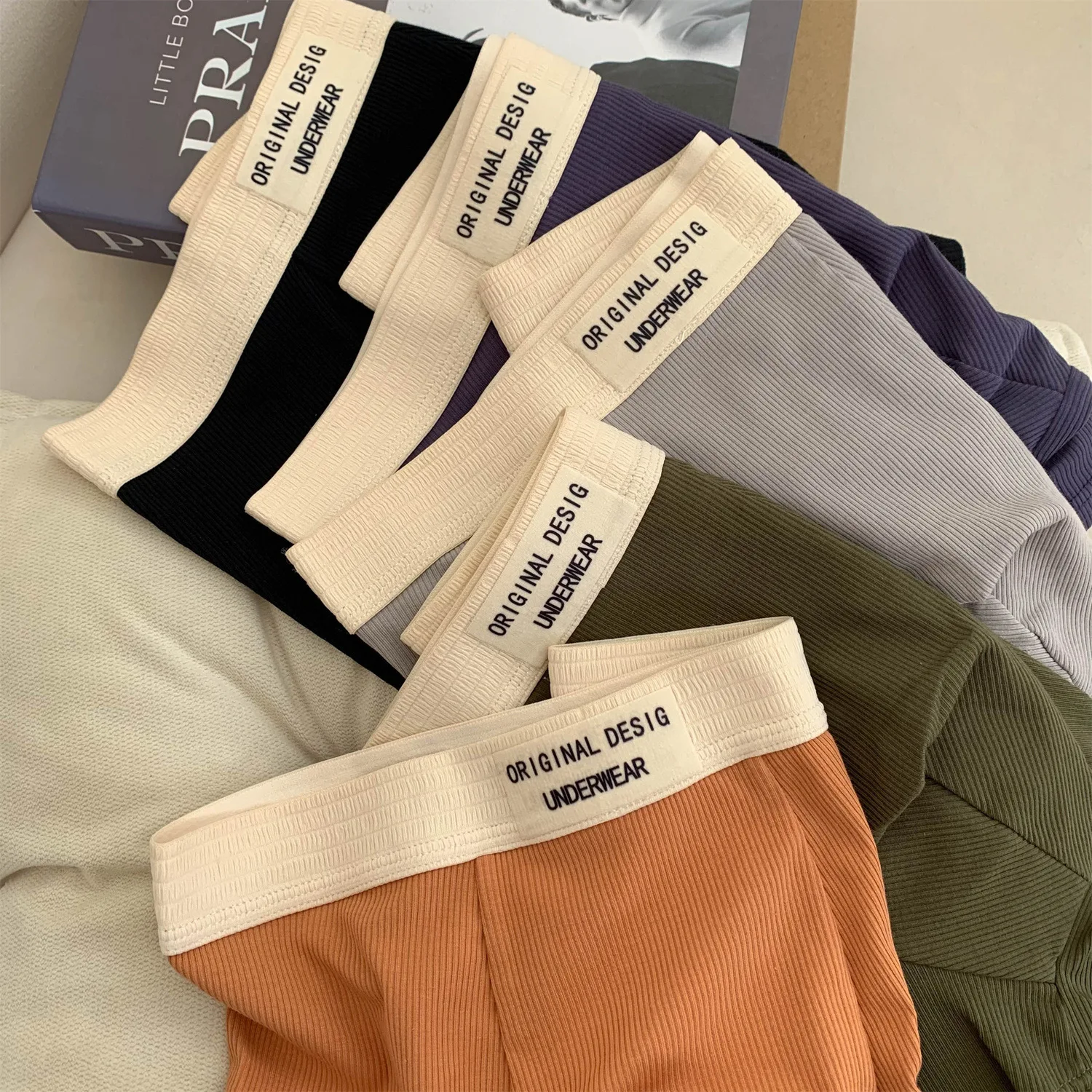 New Fashion Thread Cotton Retro Men Underwear Comfortable Breathable Male Quadrangle Pants Loose High Elastic Flat Angle Boxeres