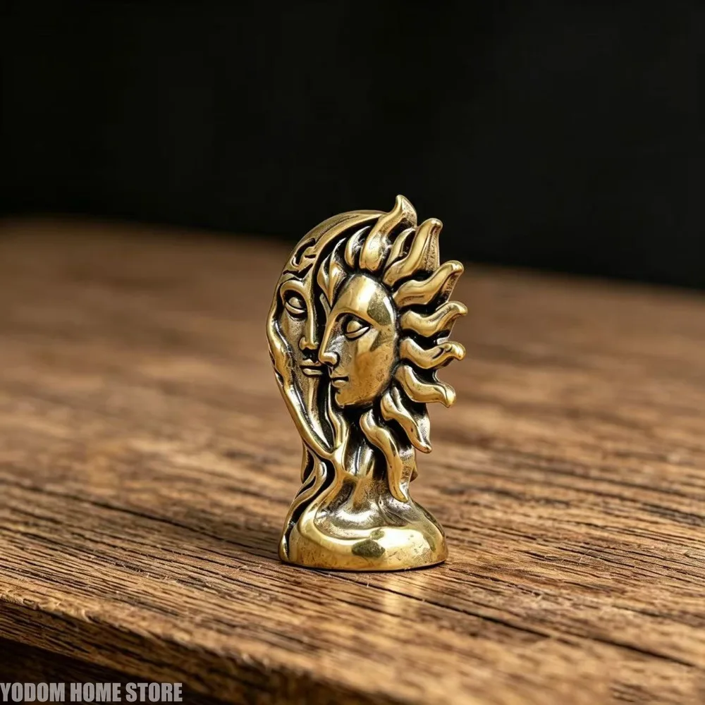 Vintage Sun Moon Mini Figurine Brass Retro Metal Craft Desktop Decor Ornament Creative