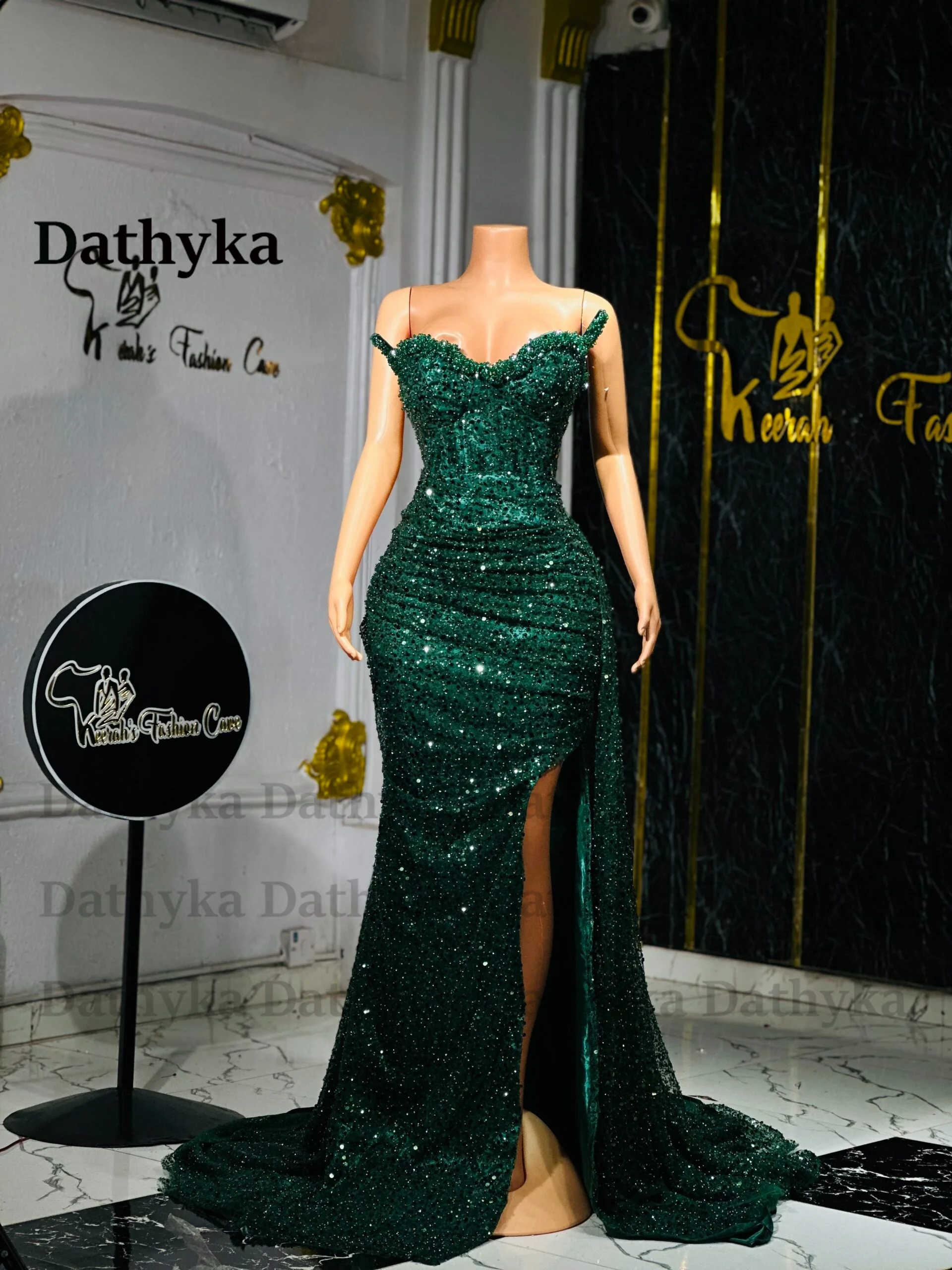 فساتين حفلة موسيقية عصرية بكريستال من Dathyka للنساء ترتر حورية البحر شق مطوي بدون حمالات ثوب مسائي Vestidos De Gala مخصص