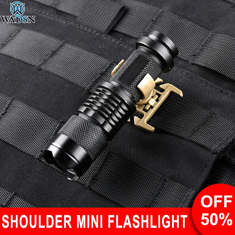 

WADSN Shoulder Mini Flashlight Three Light Modes With 360 Degree Rotating Buckle Used For Tactical Vests Tactical Backpacks