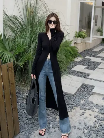 슬림핏 스웨터 브랜드 옷형 슬림핏 패션 2024년 여름 슬림핏 블랙 블랙 V넥 블라우스 중간 길이 드레스 코트 여성용 여자 스웨터 Best5