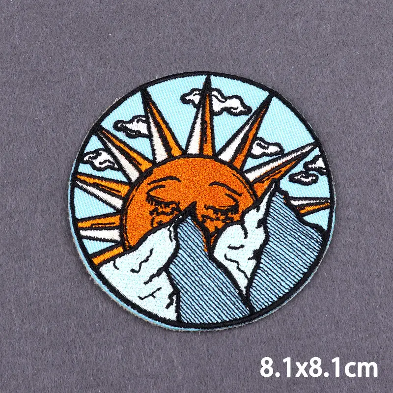 Berg-Hirsch-Fuchs-Abenteuer-Aufnäher Sonne & Mond Stickerei Aufbügelbare Aufnäher für Kleidung Camping Outdoor DIY Näh-Applikation – Detail 10