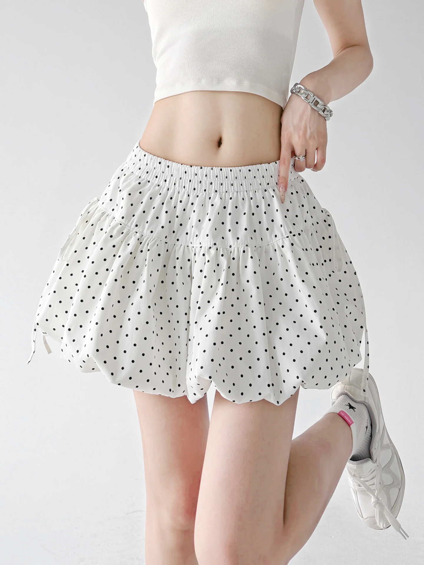 Sweet Flounce Half Skirt Women's Summer 2026 New High Waist Slimming Bloom Short White Puffy Skirt Loose Fit Polyester Fiber