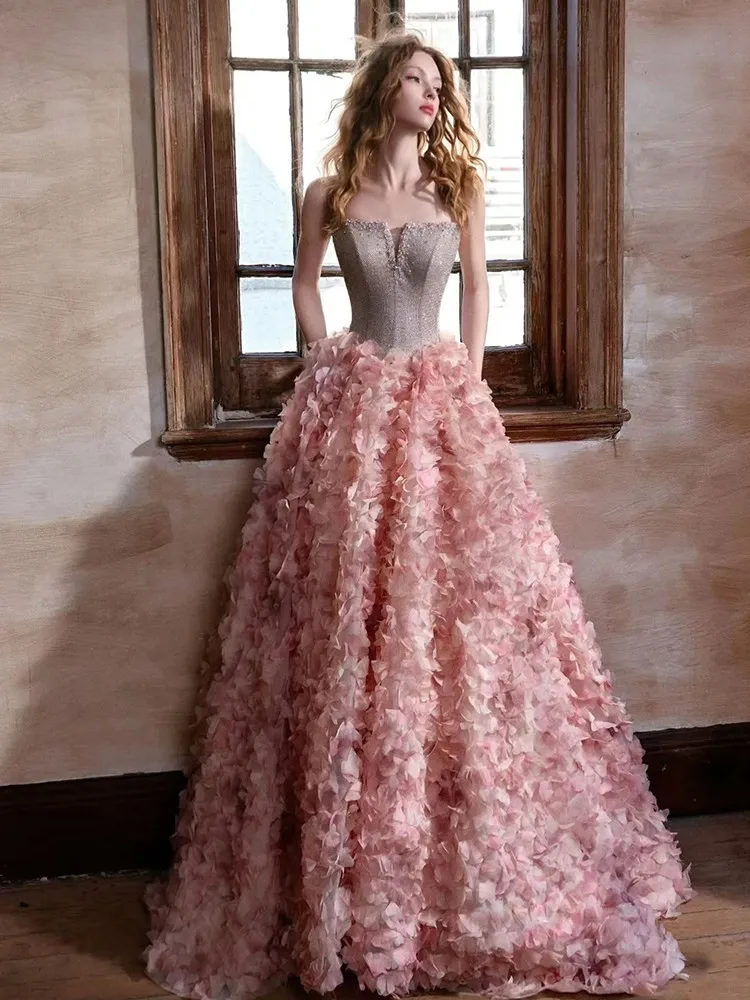 

A new style strapless floral light luxury and niche birthday party dress