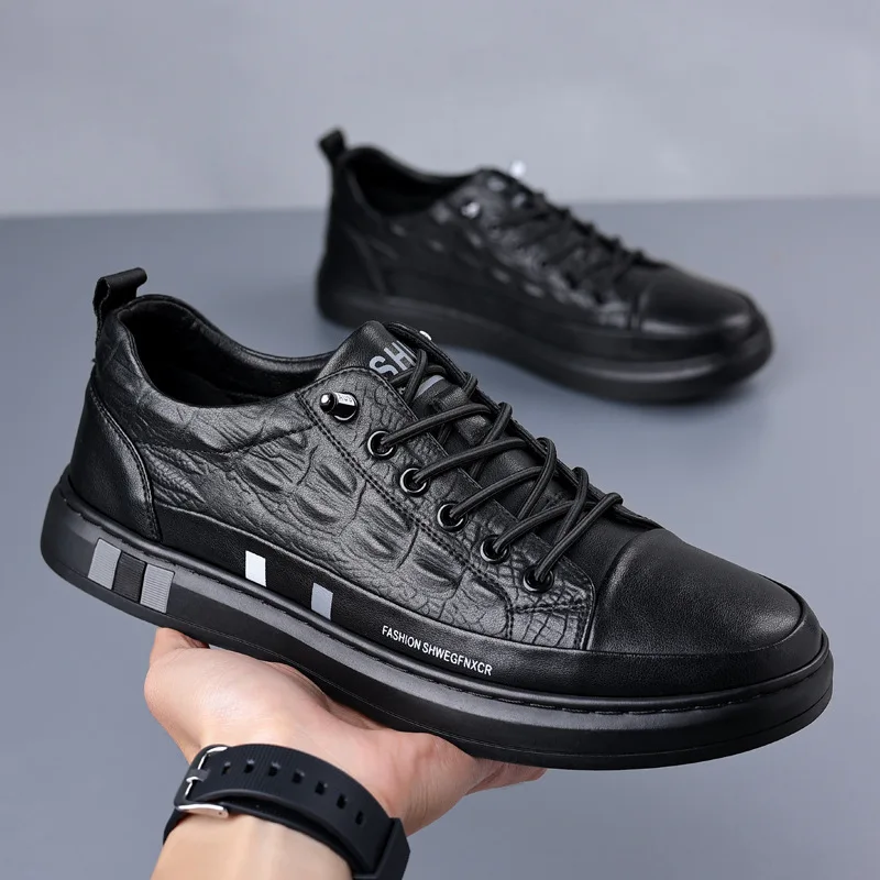 

Сплошной цвет, модные повседневные кожаные кроссовки для мужчин, весна-осень, новые дизайнерские туфли для досок, мужские белые спортивные туфли Zapatos De Hombre