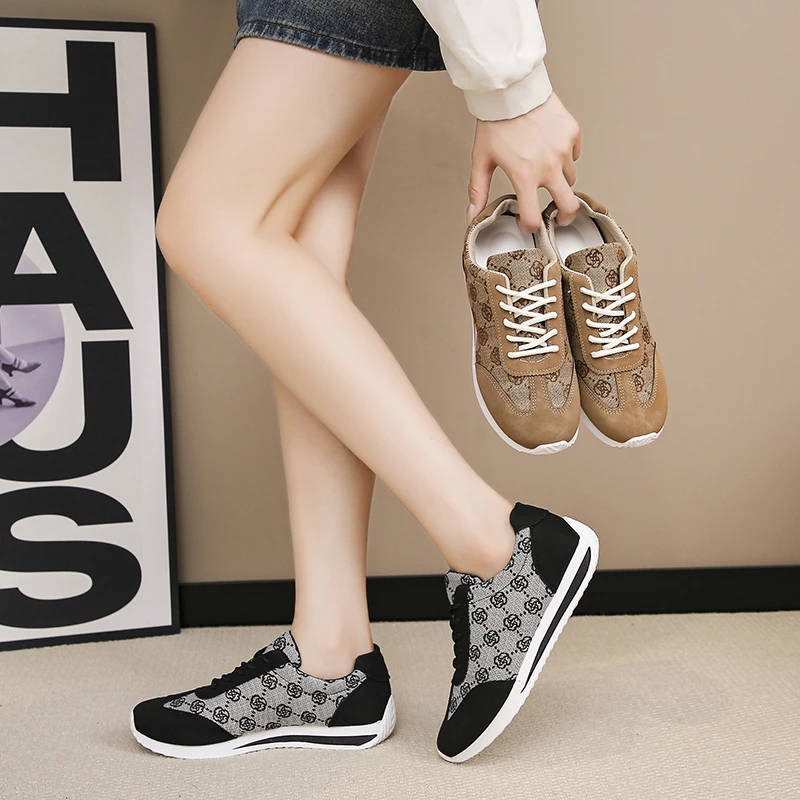 

2025 New Spring and Summer Women Mouth Fashionable Breathable Sneakers Flat Comfortable Casual Walking Sneakers
