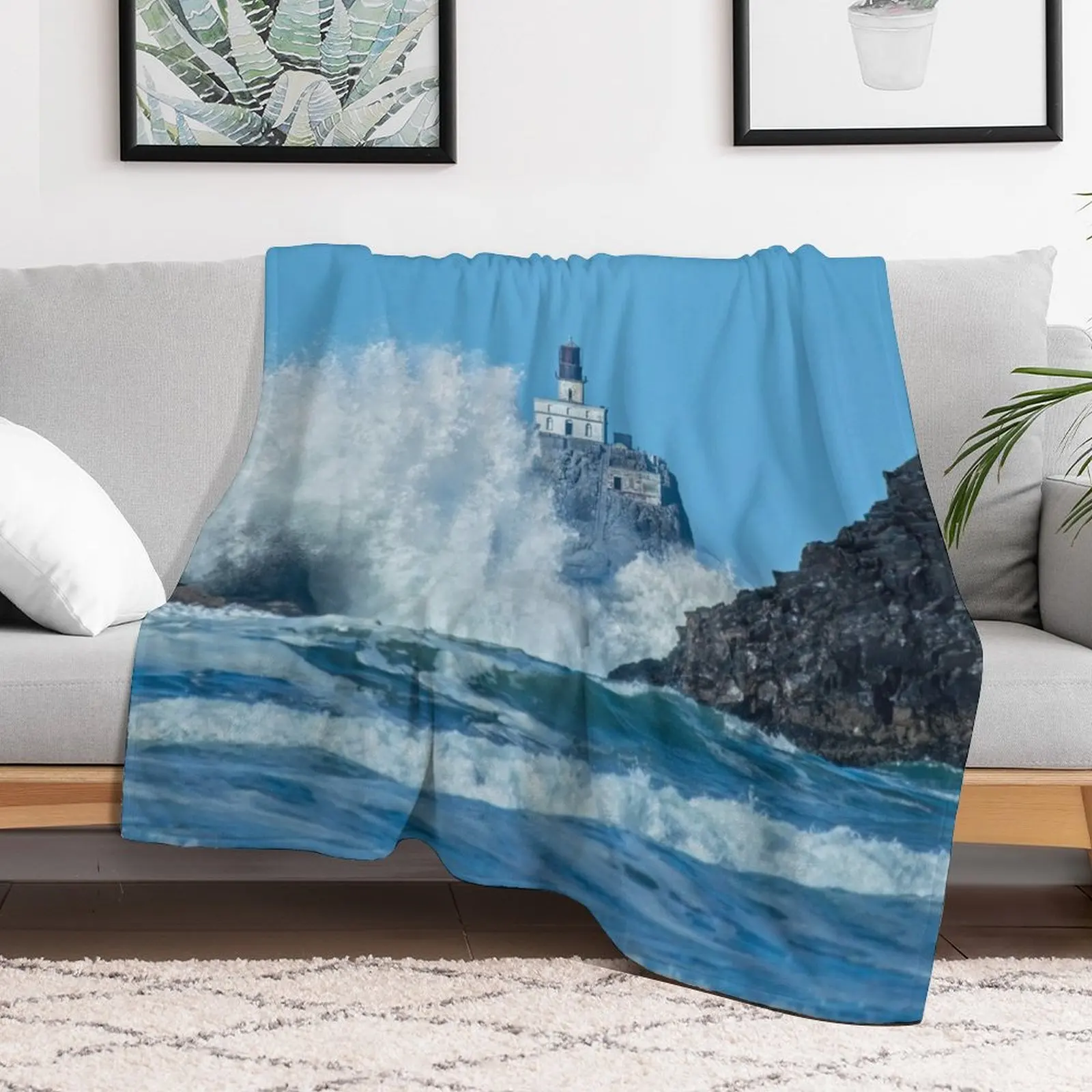 Tillamook Rock Lighthouse, Oregon - Terrible Tilly Throw Blanket Picnic Thins Blankets