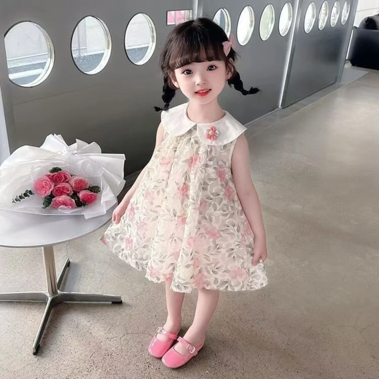 

Girl's Summer Sleeveless Princess Dress 2025 New Thin Style Girl's Stylish Printed Baby Dress 80-120CM