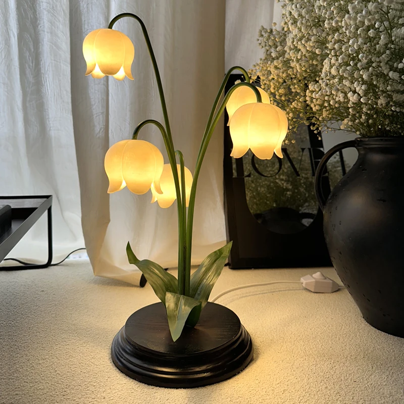 Lily of the Valley Light Luxury Desk Lamp Pastoral Living Room Bedroom Bedside Lamp Decoration Premium Valentine's Day Birthday