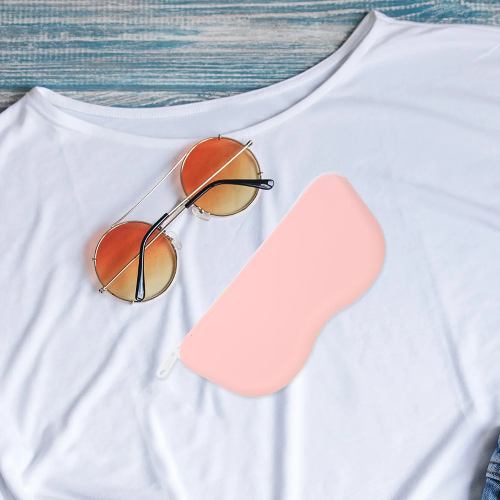 

Soft Silicone Eyeglass Case Secure Fit with Zipper Protection for Eyewear Sunglasses Case Travel Accessories for Women Men