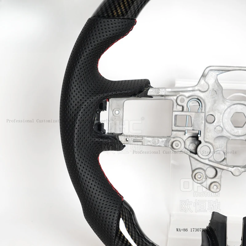 Suitable for Ford Mustang modification and upgrade to an American-style peachwood flat-bottom sports steering wheel