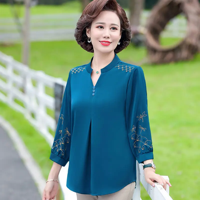 

Office Lady Solid Color Embroidered Ladies Tops Summer Elegant 3/4 Sleeve Women's Clothing Casual Pullovers Vintage T-Shirts