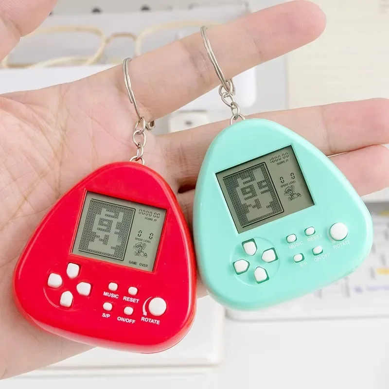 Macaron Color Mini Brick Game Keychain Portable Handheld Electronic Game Console Nostalgic Pocket Toy Gift For Christmas