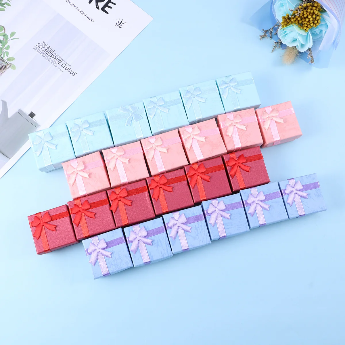 

24Pcs Gift Packaging Box 4x4x3cm Sturdy Hard Paperboard Jewelry Storage Box with Bowknot Design for Jewelry Organizer Earring