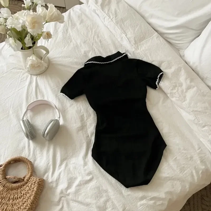 جديد ملابس السباحة النسائية موضة قطعة واحدة ملابس السباحة مع زر التلابيب قصيرة الأكمام الحياكة لباس سباحة ربيع حار ملابس الشاطئ