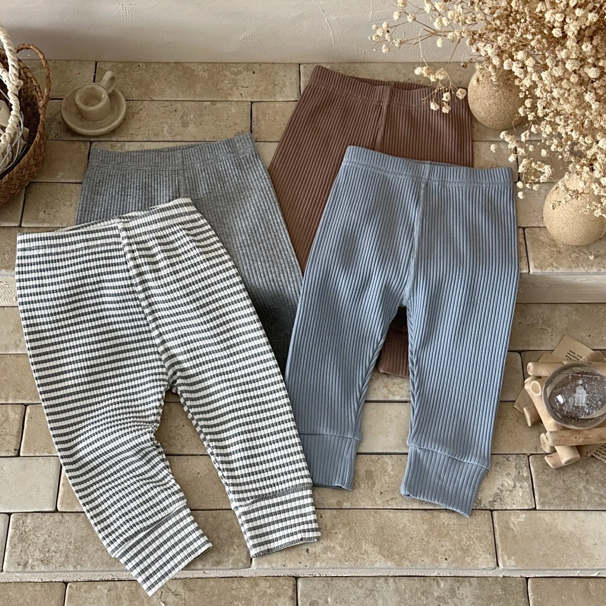 Babyartikel für Neugeborene, 4er-Pack, geripptes Leggings-Set, mehrfarbig, einfarbig, gestreift, elastisch, hoch dehnbar, mit Bündchen, für Säuglinge – Detail 5