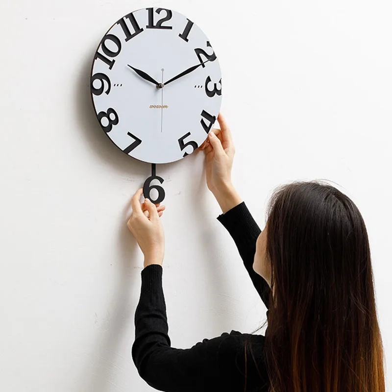T*-Minimalist Modern Wall Watch Aesthetic Fashion Simple Design Silent Creative Wall Clocks Living Room Korean Duvar Home Decor