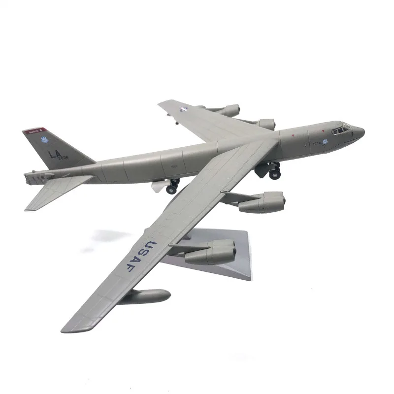 New Metal cast 1/200 U.S. Army B-52H Military Fighter Bomber Model Alloy Fighter Aircraft Model Collectible Gift