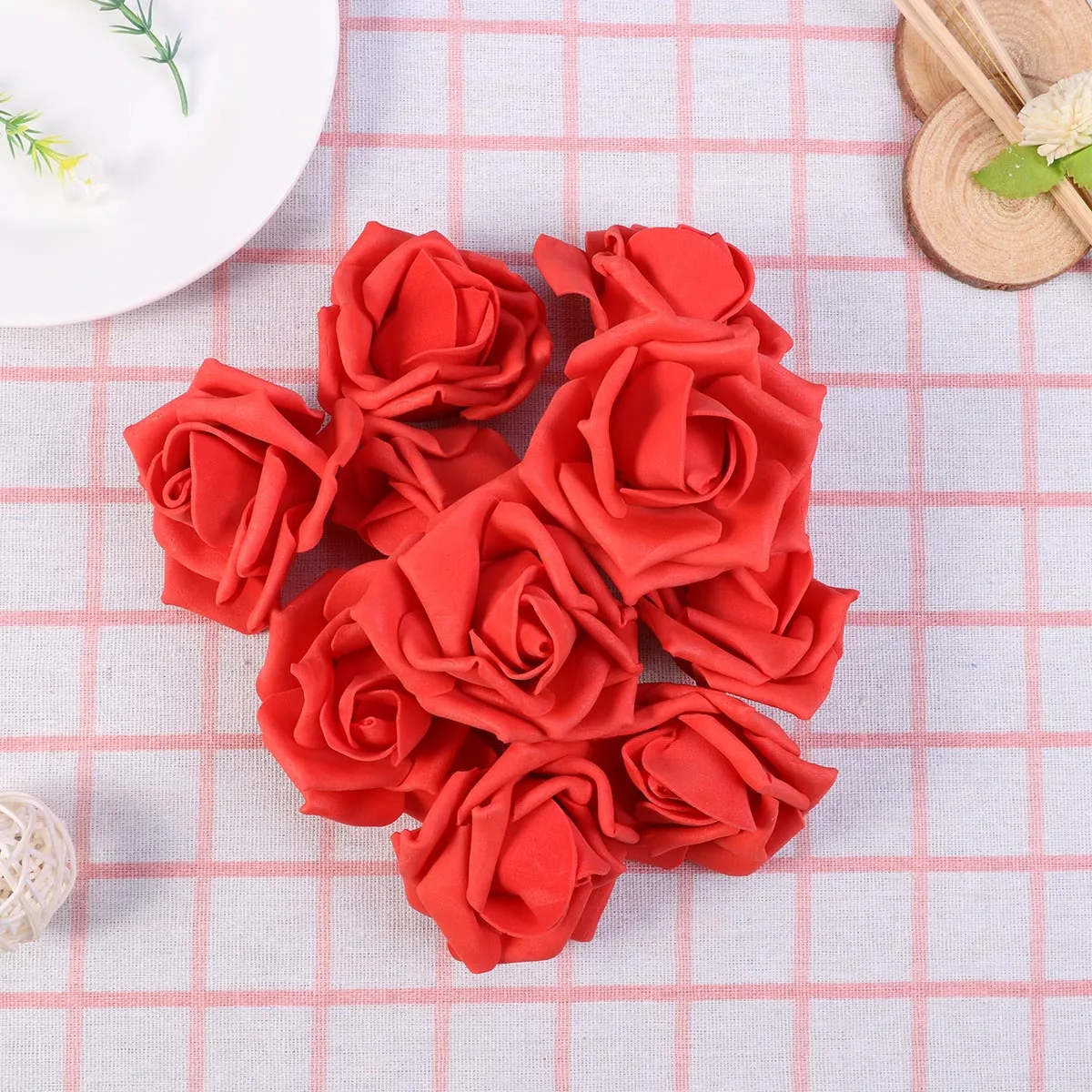 

100 Pcs Lifelike Flowers Decor Head Rose Wedding Realistic Roses Artificial Beautiful