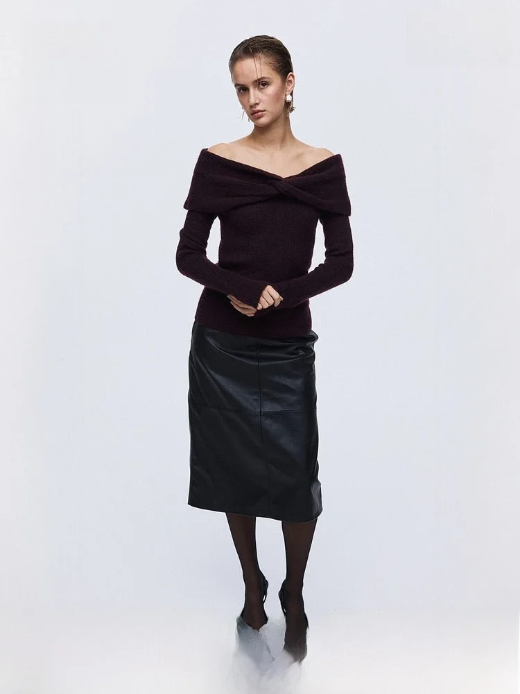 

Red Knitted Sweater HM Women's Spring Casual Style Shoulder Bared Inner Wear Elegant Fashionable Wool Blend Polyester Fiber
