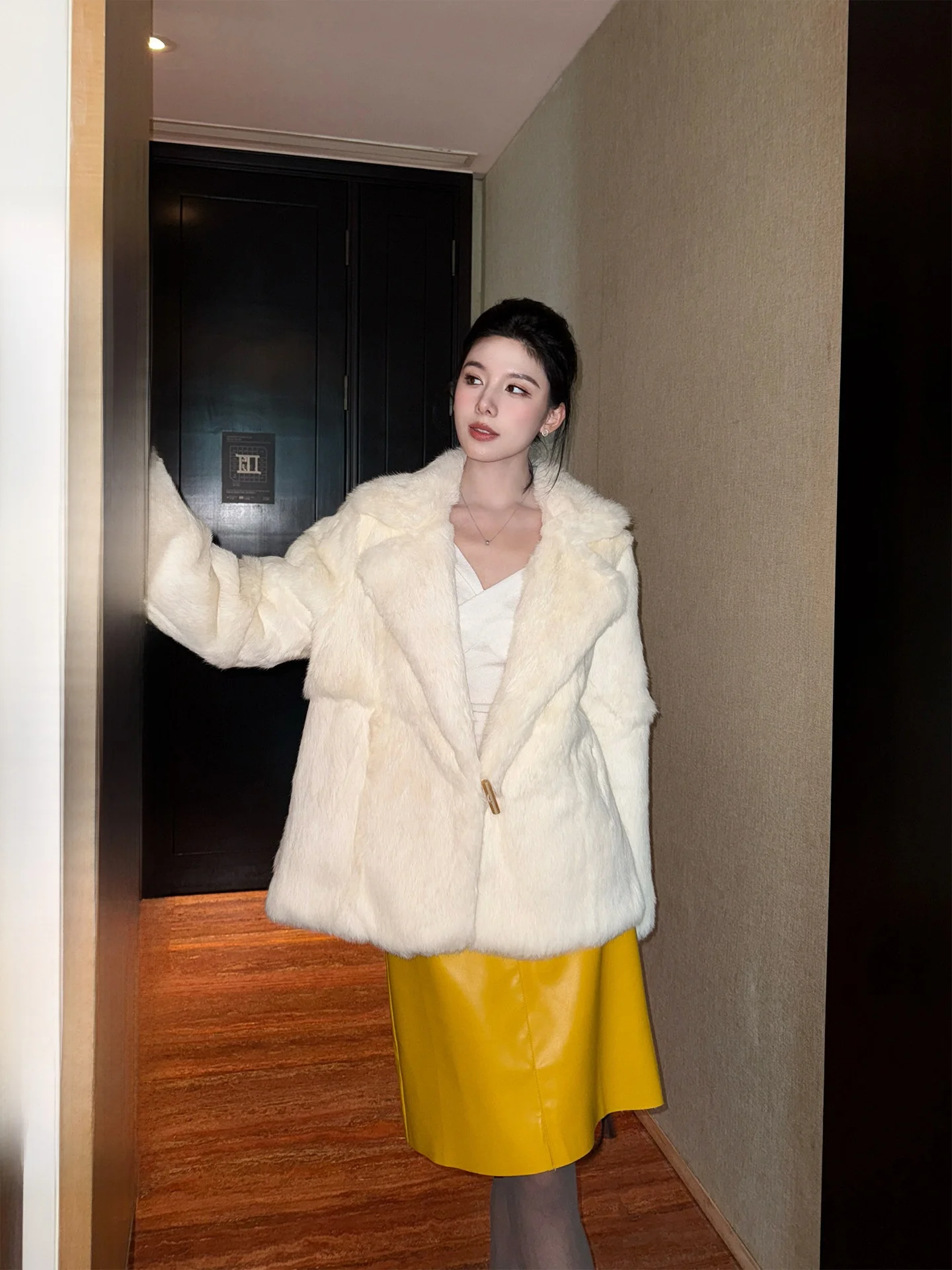 First Snow Rabbit Fur Jaet Women's Winter Coat Luxury Warmth Straight Cut Long Sve Button Closure White Leather Outerwear